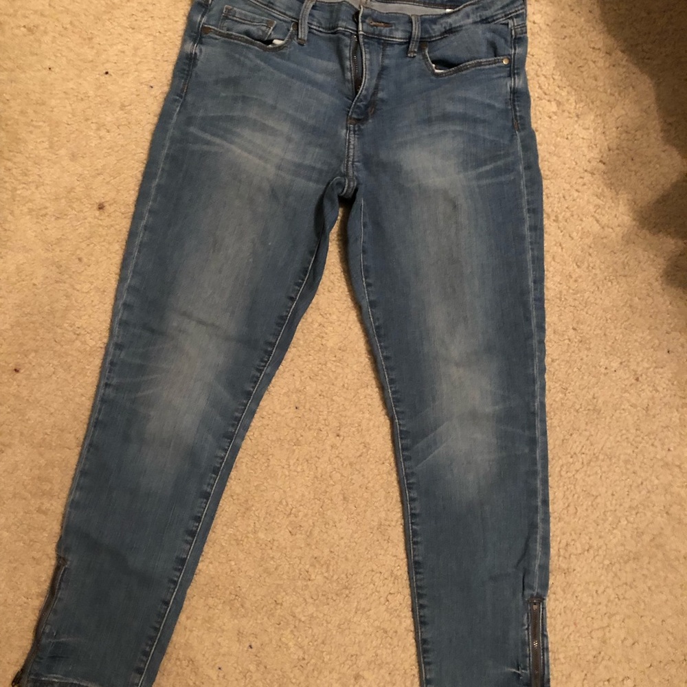 Jeans - Picture 2 of 3